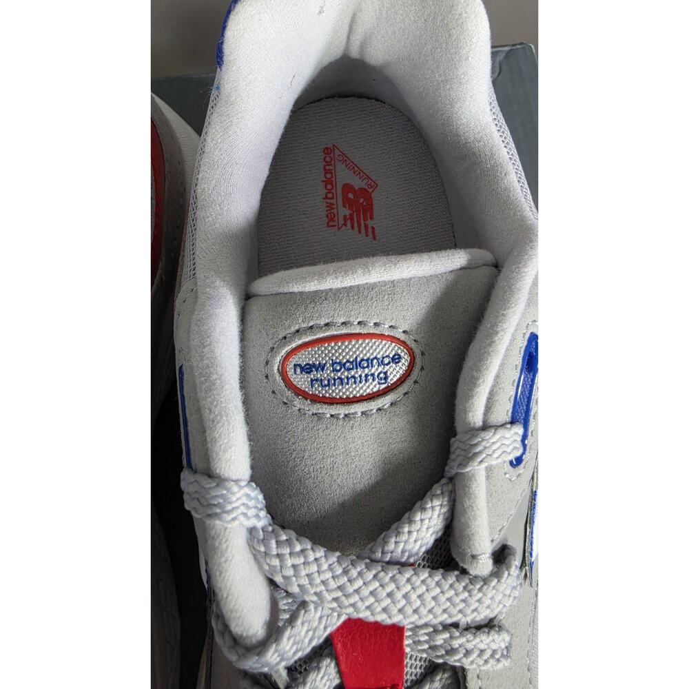 New Balance 2002 Kids Unisex Athletic Sneakers Grey Red GC2002KG US 7 - Picture 5 of 7